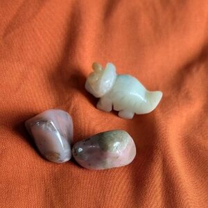 Hand-Carved Small Pet Stone Figurines - Pink and Cream